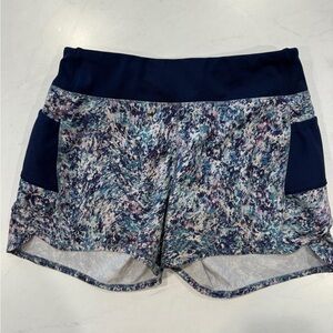 Athlete Girls blue & white Shorts size M (8-10) “Record breaker 3” short